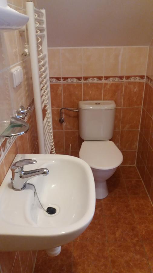 Hotel Veveri Veverska Bityska Экстерьер фото